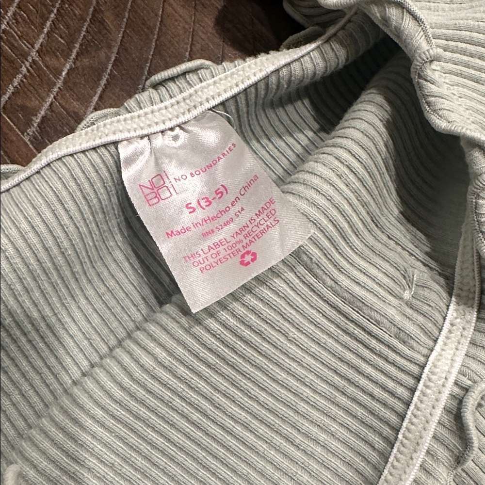 Green Button-Down Ribbed Dress - Picture 7 of 7